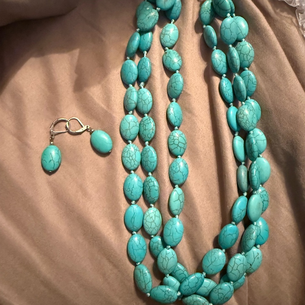 Vintage Turquoise Beaded Necklace and Earring Set